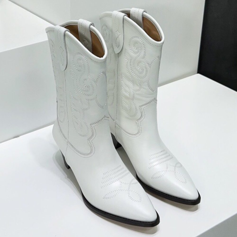 NEW Isabel Marant's new vintage boots  white